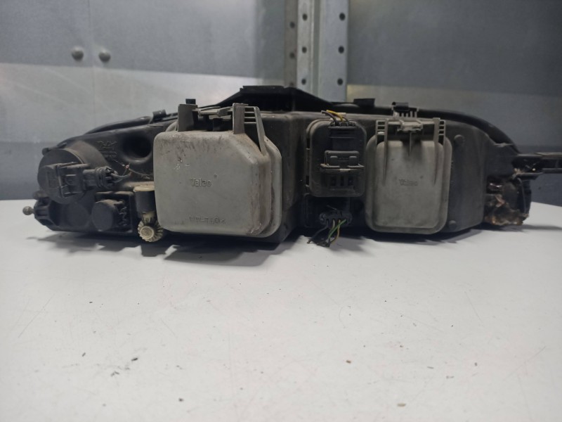 Recambio de faro izquierdo para fiat marea weekend (185) 1.9 jtd 110 st. moritz (i) referencia OEM IAM 88201557  