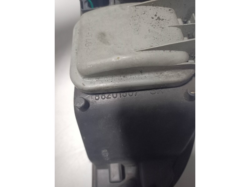 Recambio de faro izquierdo para fiat brava (182) 1.4 12v cat referencia OEM IAM 88201557  