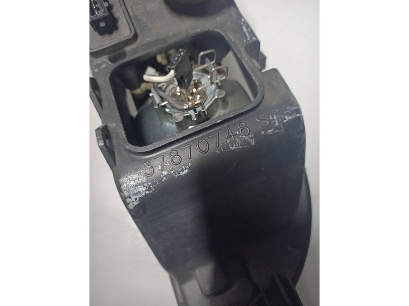 Recambio de faro izquierdo para fiat brava (182) 1.4 12v s referencia OEM IAM 37870748  