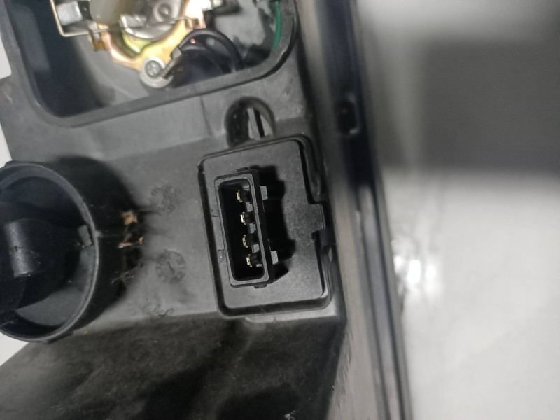 Recambio de faro izquierdo para fiat brava (182) 1.2 16v cat referencia OEM IAM MFT121H031  