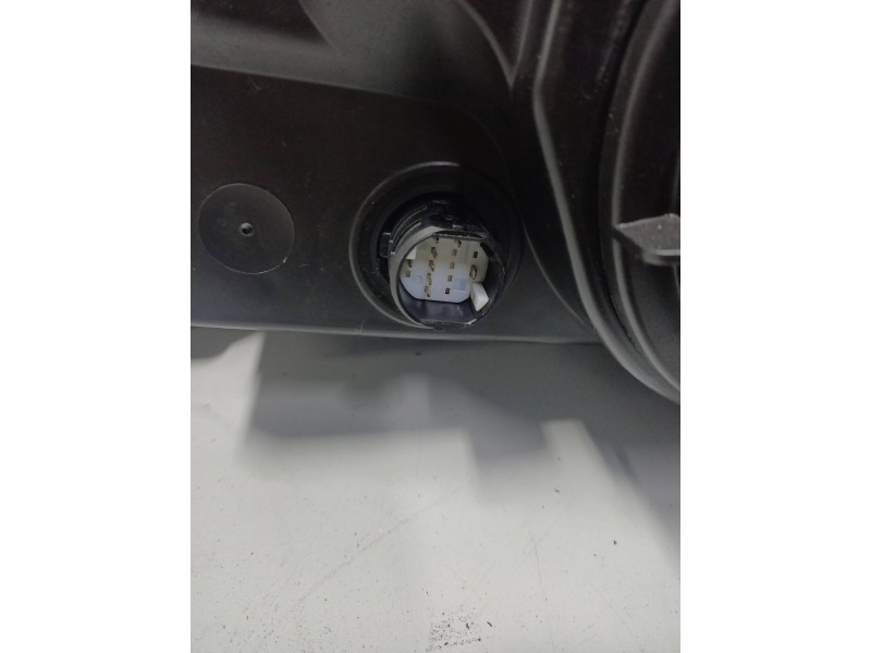 Recambio de faro derecho para fiat croma (194) 1.9 16v multijet dynamic referencia OEM IAM 518012650  