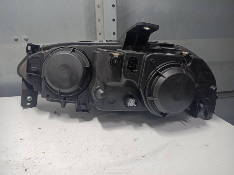 Recambio de faro derecho para fiat croma (194) 1.9 16v multijet dynamic referencia OEM IAM 518012650  