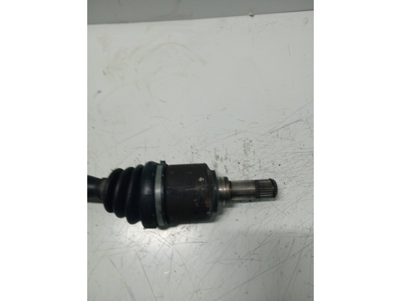 Recambio de mangueta delantera izquierda para fiat stilo (192) 1.6 16v active referencia OEM IAM   