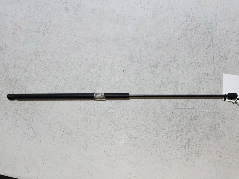 Recambio de amortiguadores capo para skoda superb (3u4) 1.9 tdi referencia OEM IAM 3U0823359  