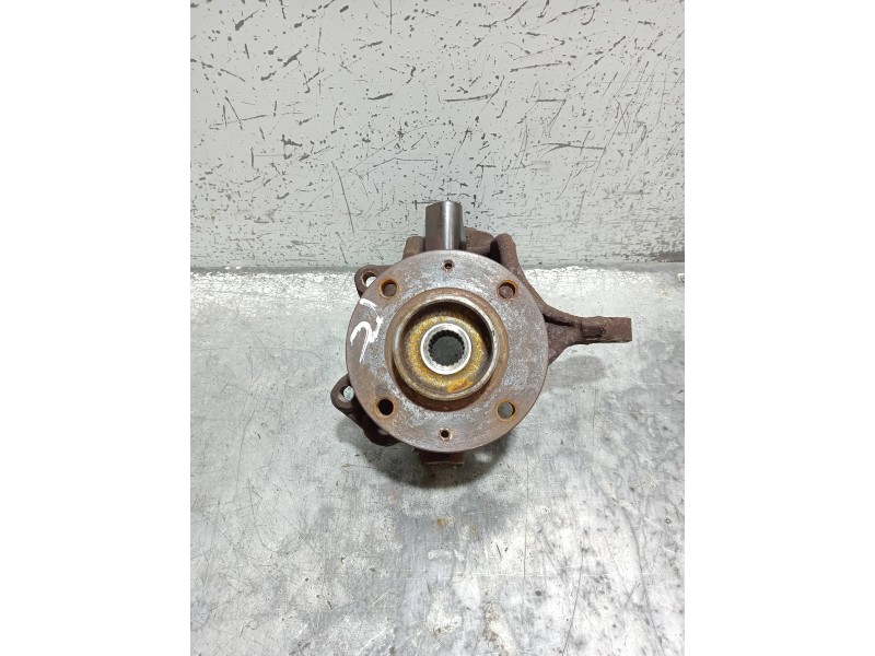 Recambio de mangueta delantera izquierda para citroen c3 pluriel 1.6 16v sensodrive referencia OEM IAM   