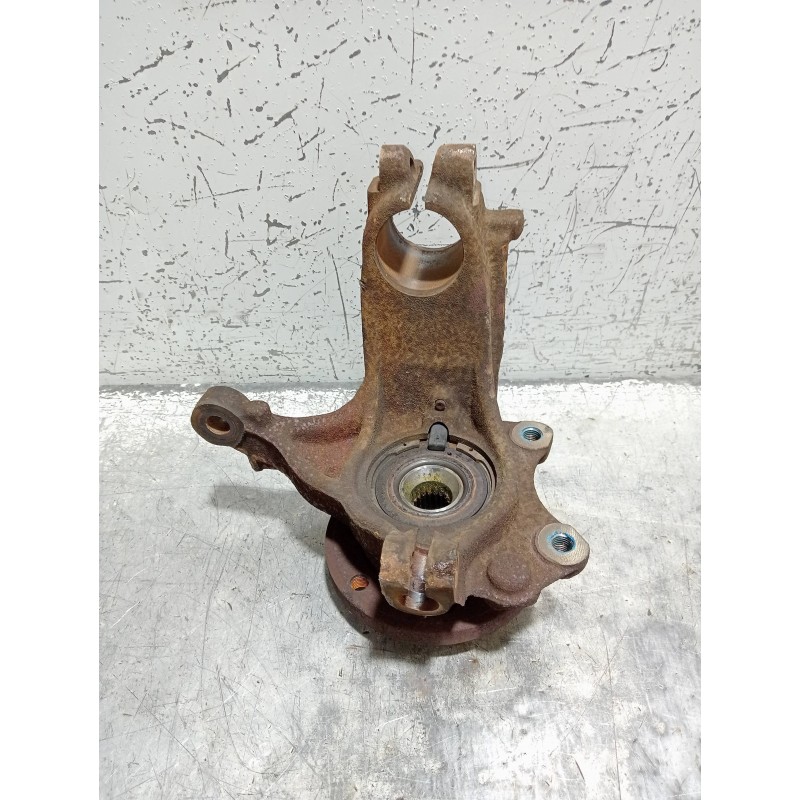 Recambio de mangueta delantera izquierda para citroen c3 pluriel 1.6 16v sensodrive referencia OEM IAM   