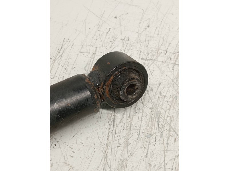 Recambio de amortiguador trasero derecho para volkswagen fox (5z1) básico referencia OEM IAM   