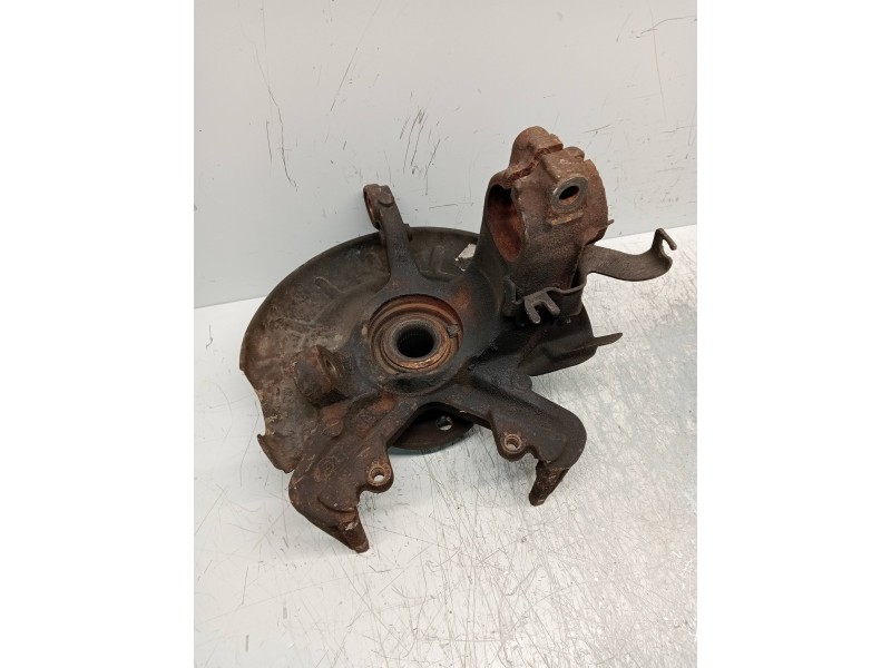 Recambio de mangueta delantera izquierda para volkswagen fox (5z1) básico referencia OEM IAM   