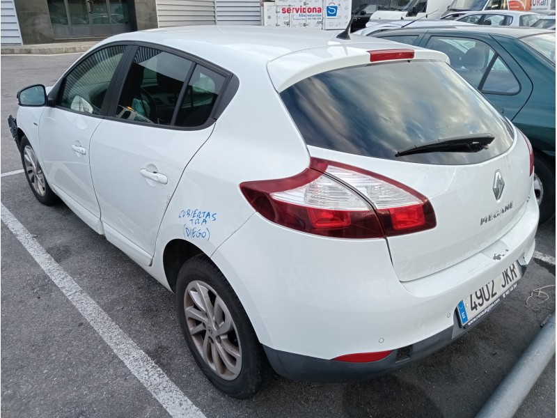 renault megane iii berlina 5 p del año 2015
