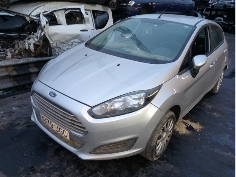 ford fiesta (ccn) del año 2015