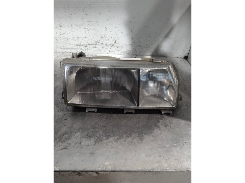 Recambio de piloto delantero derecho para renault 9 1.2 referencia OEM IAM   