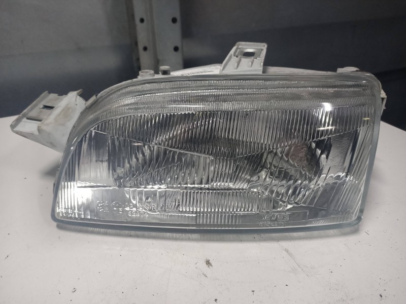 Recambio de faro izquierdo para fiat punto berlina (176) 1.2 cat referencia OEM IAM 086611111  