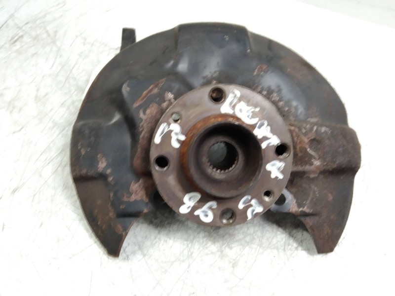 Recambio de mangueta delantera izquierda para fiat regata berlina 1.3 referencia OEM IAM   