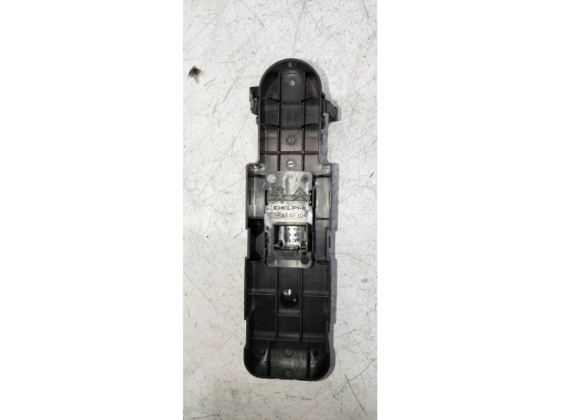 Recambio de mando elevalunas delantero derecho para peugeot 508 allure referencia OEM IAM 96661102XT  