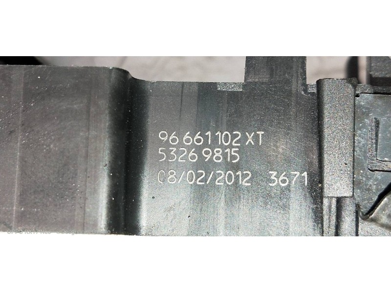 Recambio de mando elevalunas delantero derecho para peugeot 508 allure referencia OEM IAM 96661102XT  