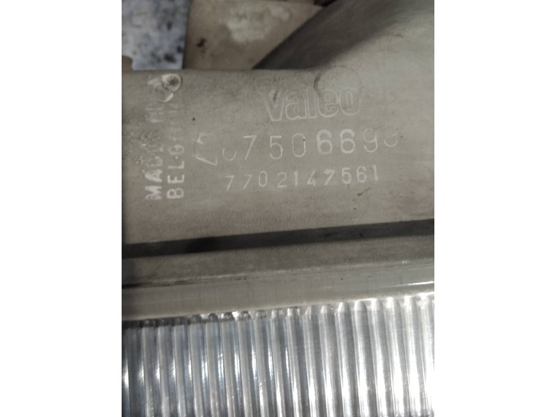 Recambio de piloto delantero izquierdo para renault 9 1.2 referencia OEM IAM 7702147561 87506699 