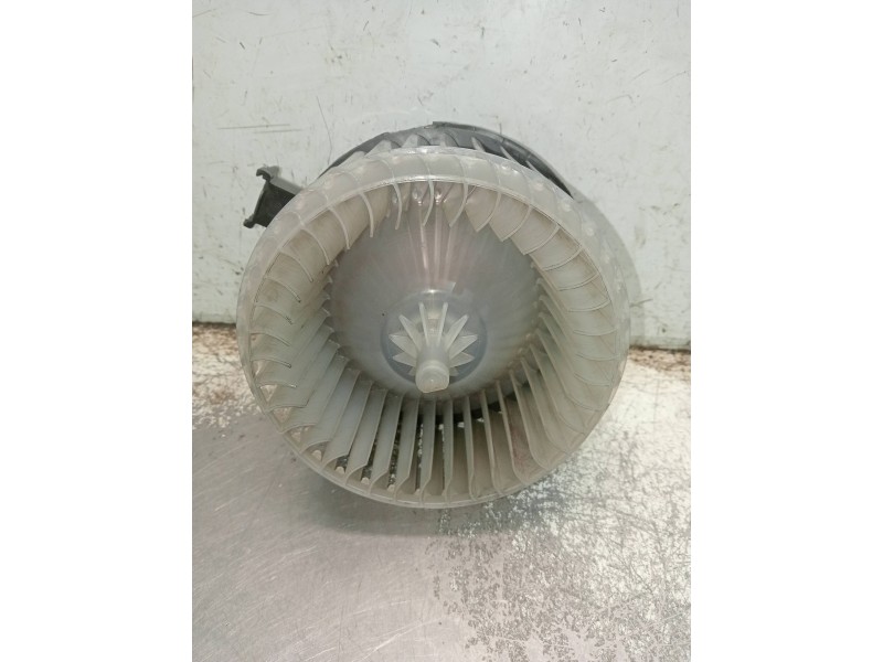 Recambio de motor calefaccion para opel mokka edition referencia OEM IAM 52427194  