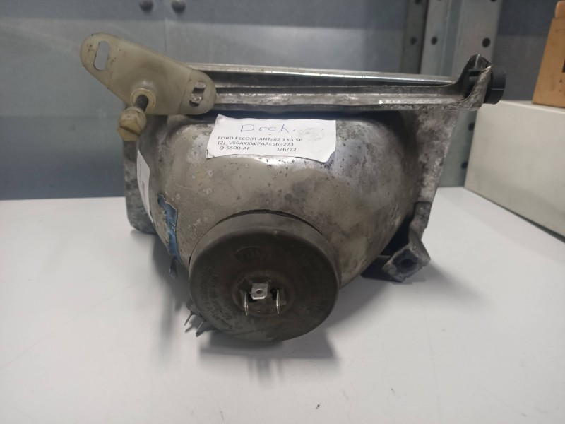 Recambio de faro derecho para ford escort berl./turn./cab./express básico berlina referencia OEM IAM   