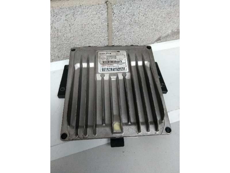 Recambio de centralita motor uce para dacia sandero 1.5 dci diesel cat referencia OEM IAM 28264422 8201002106 8201127198 81404A 