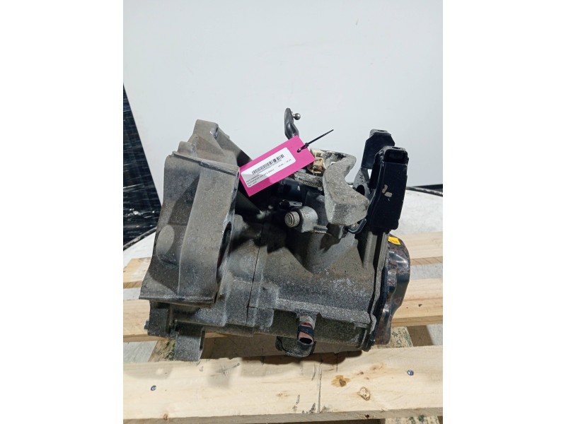 Recambio de caja cambios para volkswagen fox (5z1) básico referencia OEM IAM HUY 310305 640703 