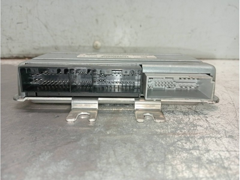 Recambio de centralita suspension para land rover range rover sport v8 td se referencia OEM IAM RQT500160 06157 265631633