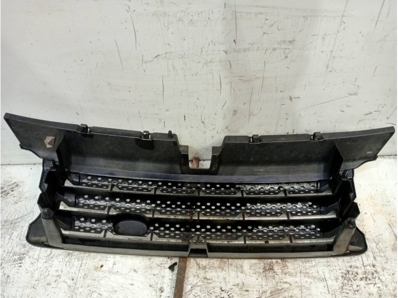 Recambio de rejilla delantera para land rover range rover sport v8 td se referencia OEM IAM   