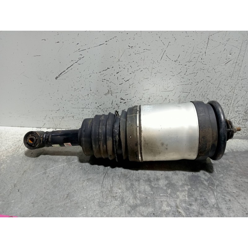 Recambio de amortiguador trasero derecho para land rover range rover sport v8 td se referencia OEM IAM   