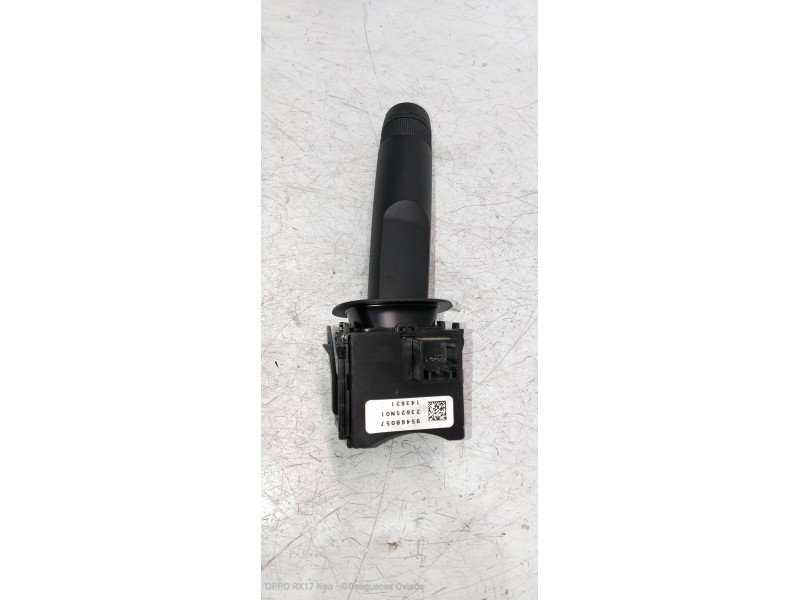 Recambio de mando limpia para opel mokka edition referencia OEM IAM 95468057  