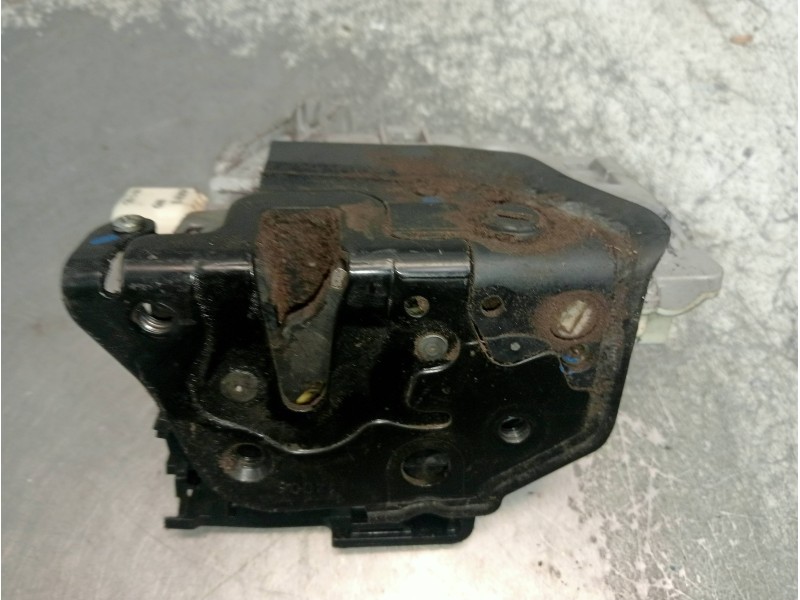 Recambio de motor cierre centralizado trasero derecho para seat toledo (5p2) exclusive referencia OEM IAM W05P0839012  5P