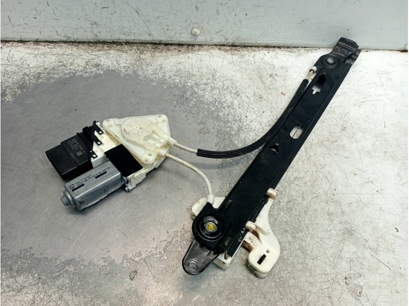 Recambio de elevalunas trasero izquierdo para seat toledo (5p2) exclusive referencia OEM IAM 1K0959703M 995914323 5P