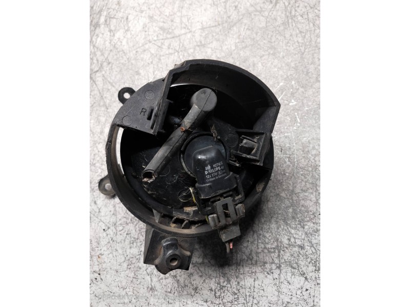 Recambio de faro antiniebla derecho para kia sephia ll básico referencia OEM IAM   