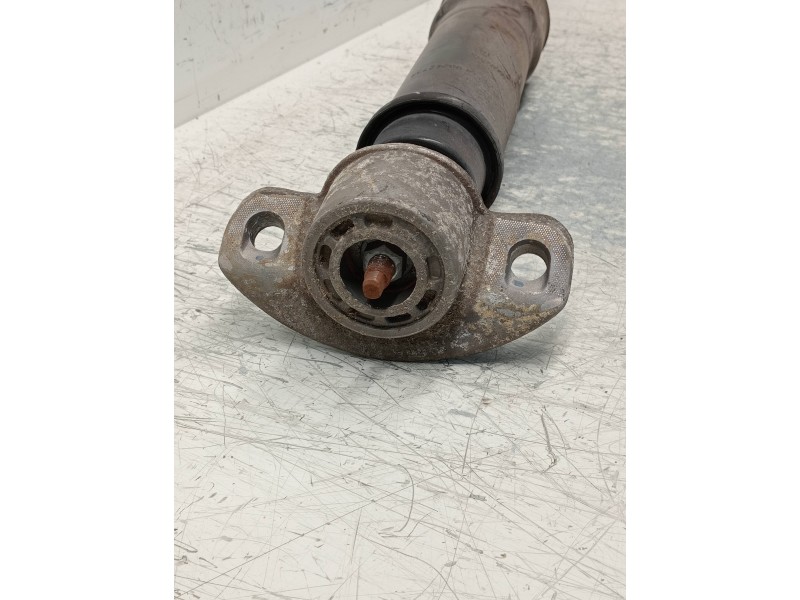 Recambio de amortiguador trasero izquierdo para opel mokka edition referencia OEM IAM   