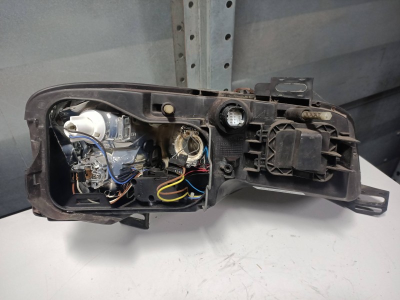 Recambio de faro izquierdo para fiat stilo (192) 1.6 16v referencia OEM IAM   