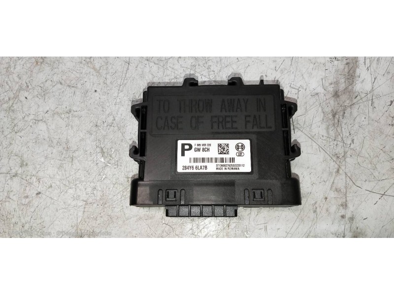 Recambio de modulo electronico para renault zoe referencia OEM IAM F005V03220 284Y66LA7B 