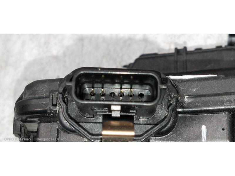 Recambio de motor cierre centralizado trasero izquierdo para renault zoe referencia OEM IAM 825037100R  