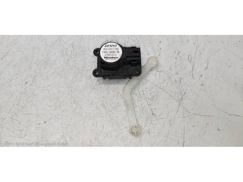 Recambio de motor apertura trampillas climatizador para renault zoe referencia OEM IAM A21201700  