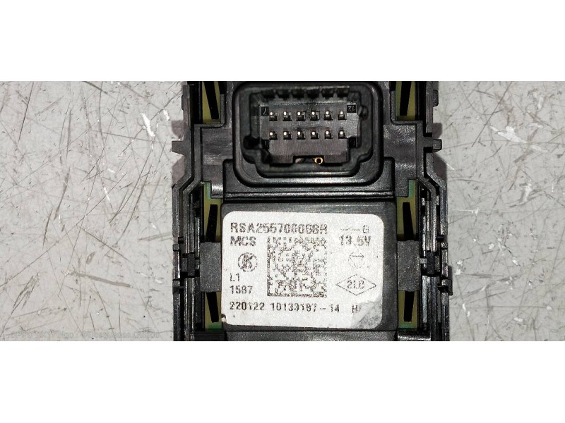 Recambio de mando multifuncion para renault zoe referencia OEM IAM 255700068R  
