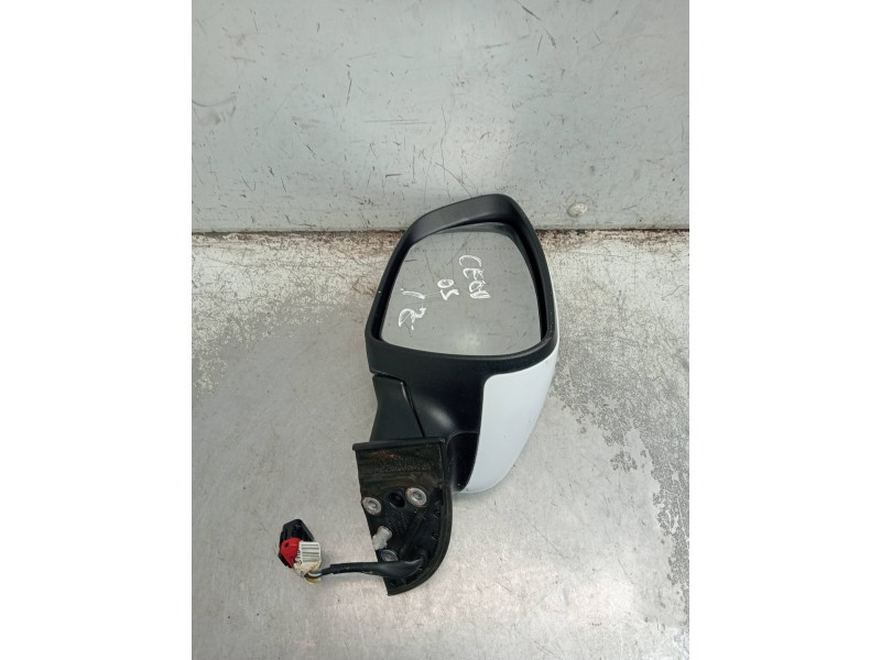 Recambio de retrovisor izquierdo para kia cee´d sporty wagon drive referencia OEM IAM   