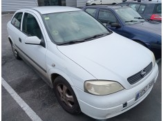 opel astra g berlina del año 2002