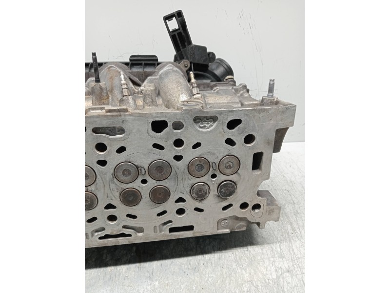 Recambio de culata para citroen c4 berlina collection referencia OEM IAM 9HY 9655911480 