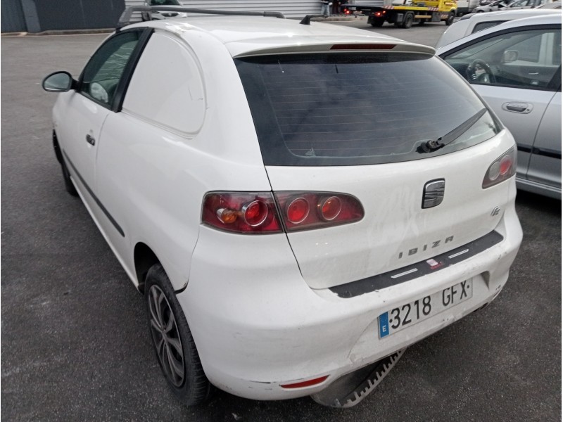 seat ibiza (6l1) del año 2002