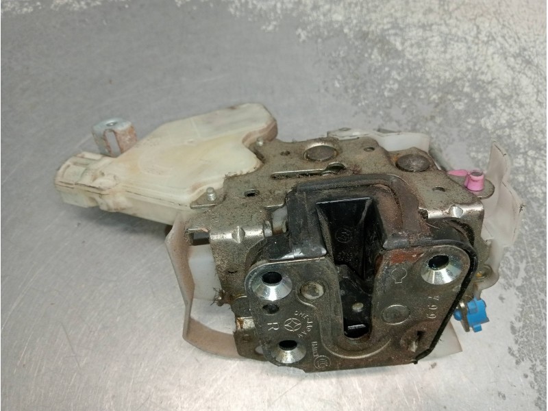 Recambio de motor cierre centralizado delantero derecho para nissan cabstar 09.06 cabstar 35.xx cabina simple cabina individual 