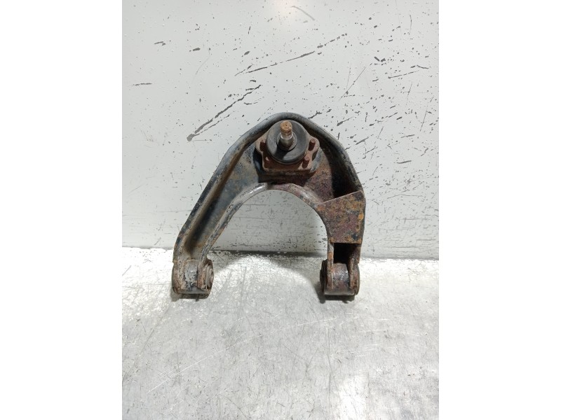 Recambio de brazo suspension superior delantero izquierdo para nissan cabstar 09.06 cabstar 35.xx cabina simple cabina individua