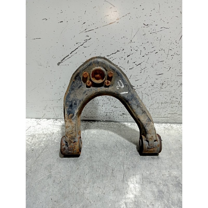 Recambio de brazo suspension superior delantero izquierdo para nissan cabstar 09.06 cabstar 35.xx cabina simple cabina individua