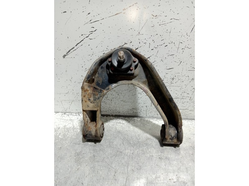 Recambio de brazo suspension superior delantero derecho para nissan cabstar 09.06 cabstar 35.xx cabina simple cabina individual 