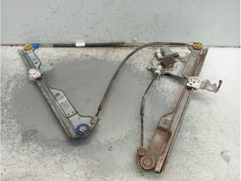 Recambio de elevalunas delantero izquierdo para nissan cabstar 09.06 cabstar 35.xx cabina simple cabina individual referencia OE