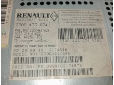 Recambio de sistema audio / radio cd para renault clio ii fase i (b/cbo) 1.6 rt b/cboa/f referencia OEM IAM 7700433074   2