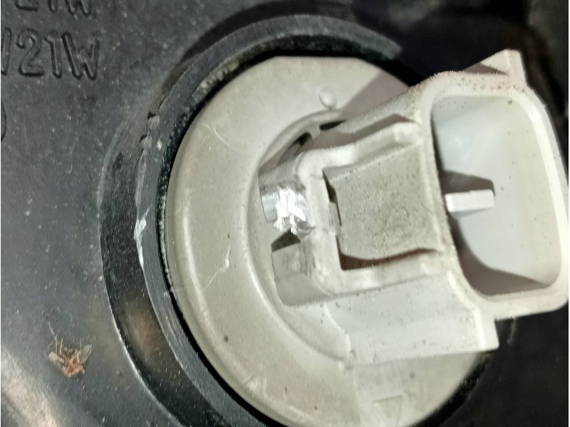 Recambio de faro derecho para suzuki liana rh (er) 1.6 referencia OEM IAM 10032662  