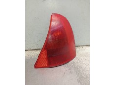 Recambio de piloto trasero derecho para renault clio ii fase i (b/cbo) 1.6 rt b/cboa/f referencia OEM IAM   