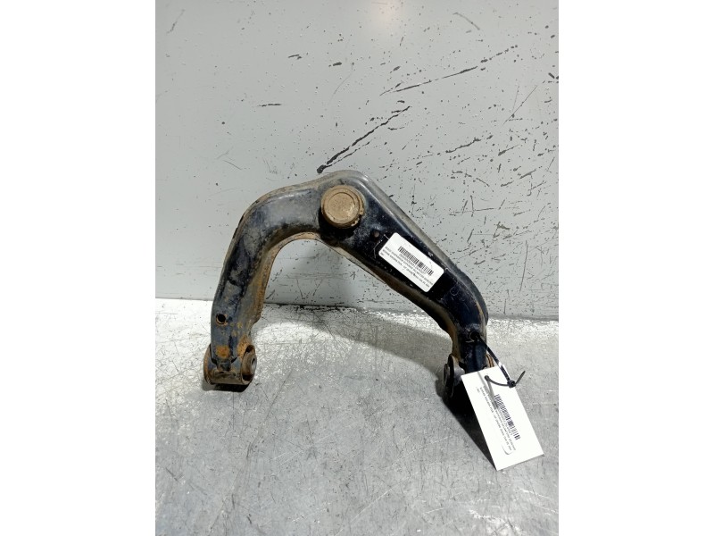 Recambio de brazo suspension superior delantero derecho para nissan navara pick-up (d40m) doble cab se 4x4 referencia OEM IAM   